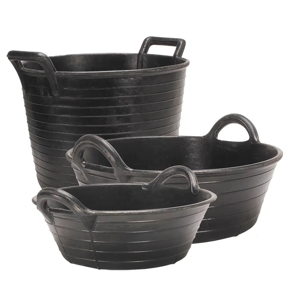 Voertrog Rubber – duurzame voerschaal volledig van natuurrubber voor paarden, geschikt voor voer, water en likstenen