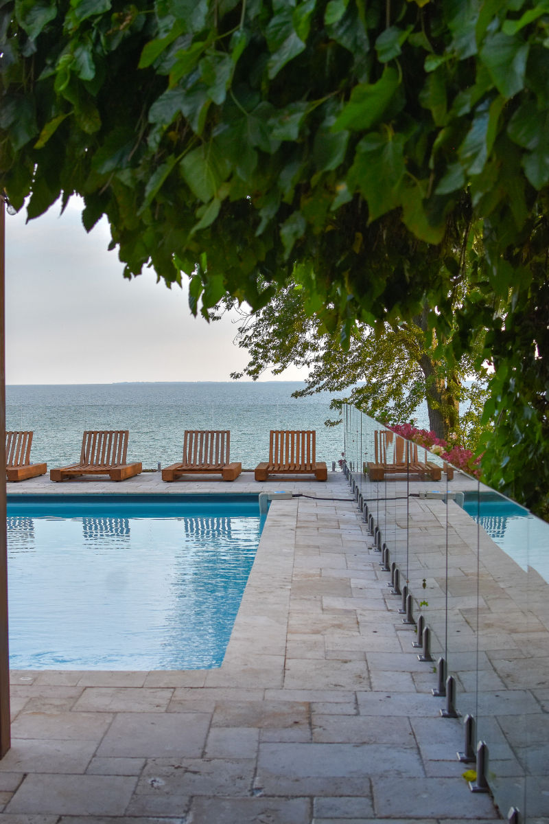 A Friends Staycation To Remember at Modern Lux Oasis