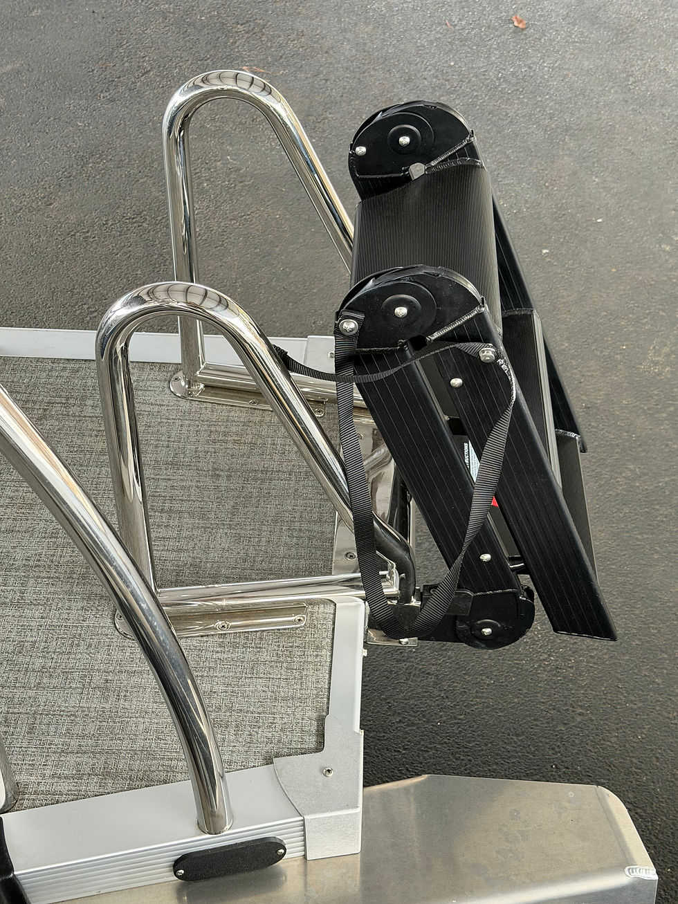 Thumbnail: 2026 AVALON LSZ 2385 VERSATILE REAR BENCH TRI-TOON