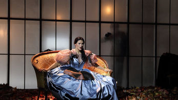 Миф о "Травиате" в Komische Oper Berlin