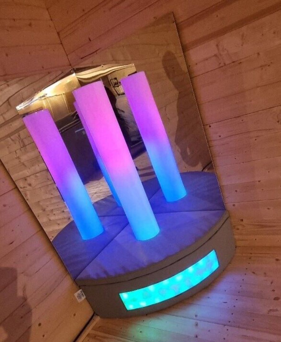 Thumbnail: Modular Sensory room Corner 650 X 650 CHROMA Tube Mirrors