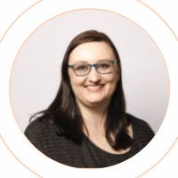 Lisa Rowbotton psicologa clinica ed esperta di sette