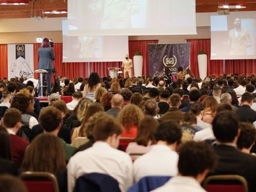 "Manipolazione molto fine": riconoscere le caratteristiche dei culti