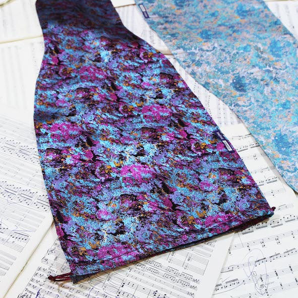 Thumbnail: Violin Viola Blue perple jacquard bag, silk sleeve