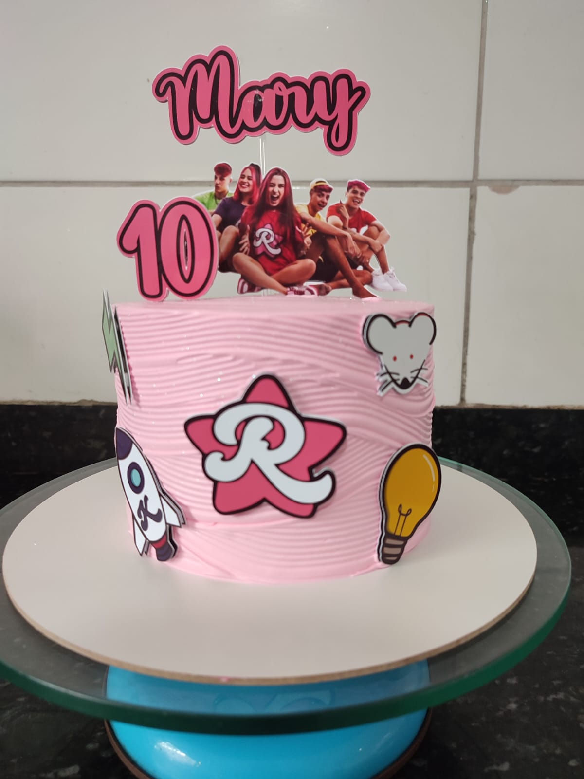 Arquivo digital tema Emilly Vick