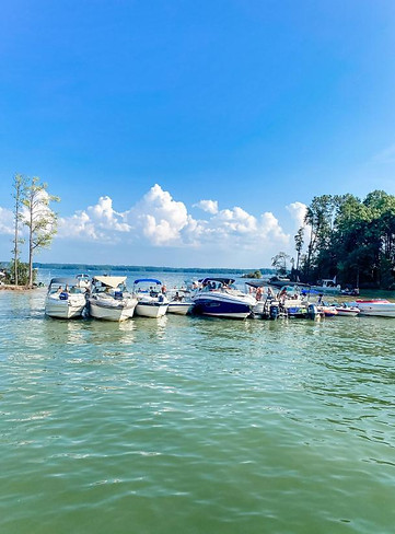 lake-lanier-boats-credit-exploregeorgia.jpg