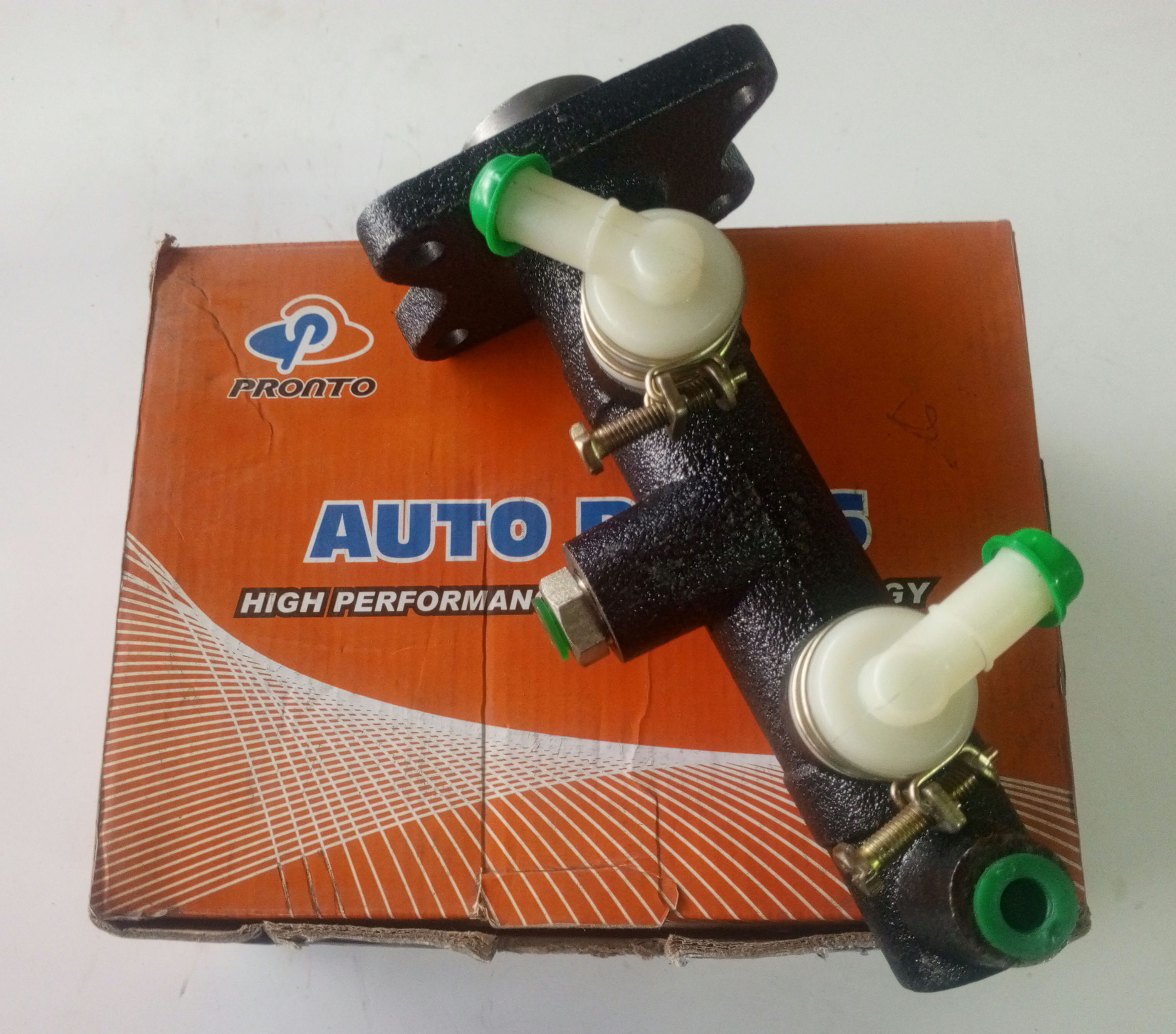 BOMBA DE FRENO DE TOYOTA DYNA