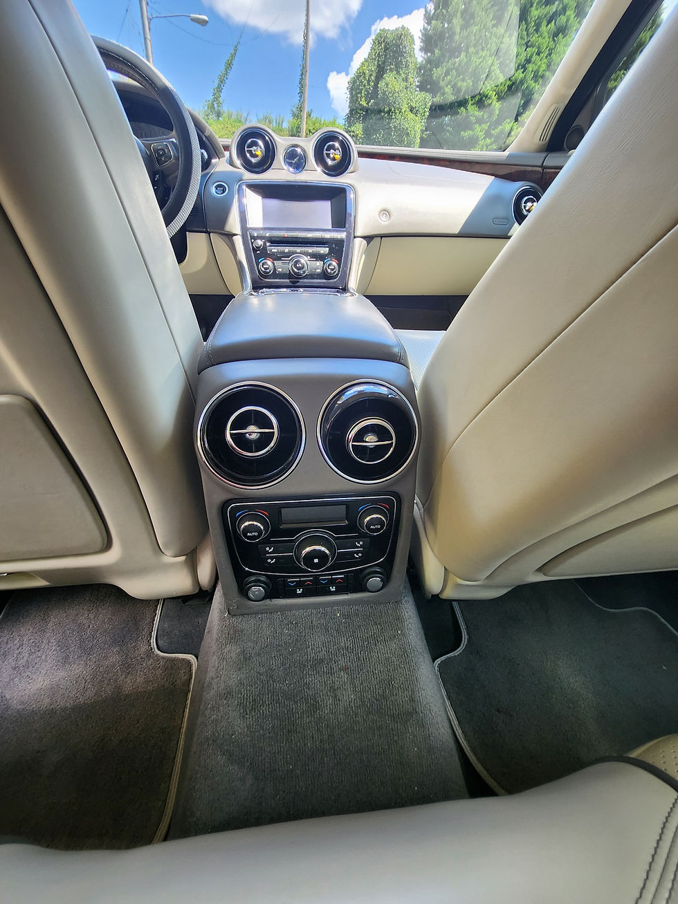 Thumbnail: 2011 Jaguar XJ (SOLD)