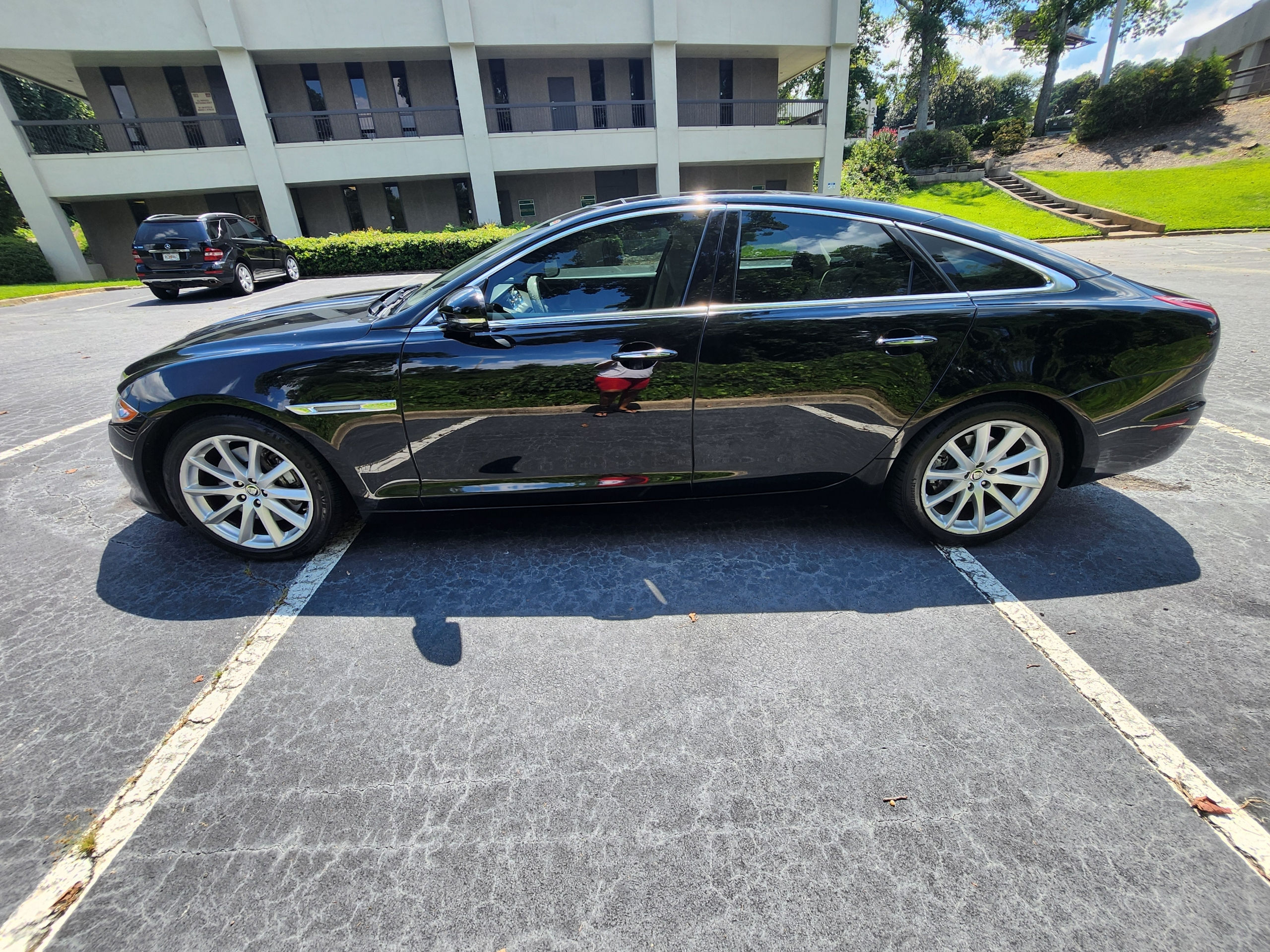 2011 Jaguar XJ - SOLD