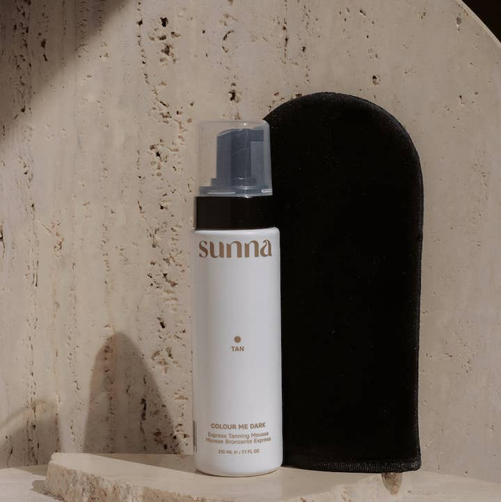 Thumbnail: Colour Me Dark Express Tanning Mousse + Tanning Mitt