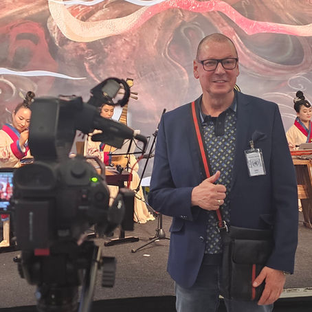 Eröffnung des UN-Tags der chinesischen Sprache 2025 im Vienna International Centre! 🇨🇳 🇦🇹   
#UNO #Wien #China #Sprachenvielfalt #Kulturfest #Kalligraphie