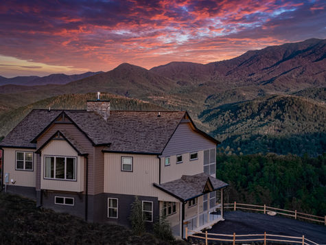 5 bedroom, 4 bath home for rent in Gatlinburg with views of Mt. Leconte