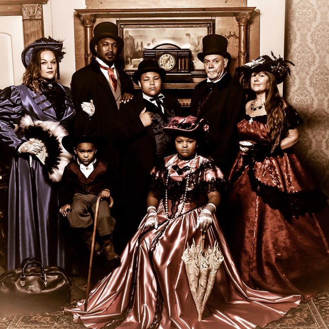 Best old time photo studio Pigeon Forge