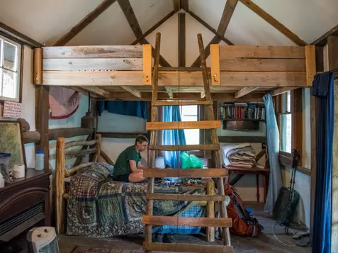 Standing Bear Farm Hikers' Hostel