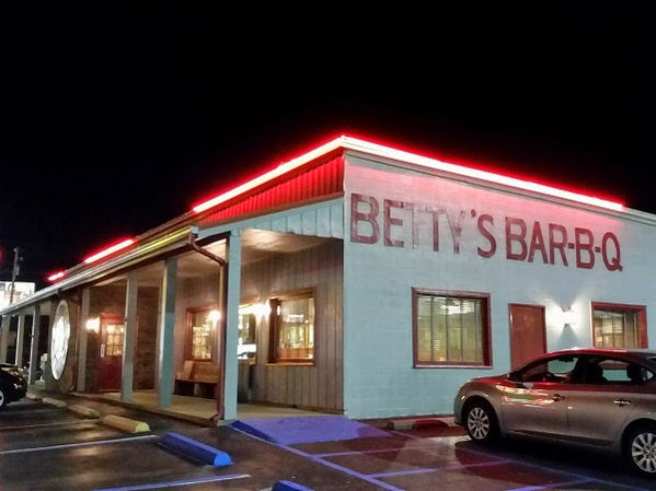 Best catfish restaurant Anniston AL