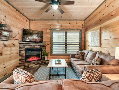 Pigeon Forge vacation rental cabin. Pigeon Forge rental property cleaning