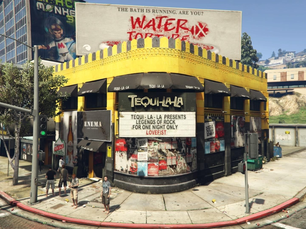 Střelba u Tequila Baru: Policie zasahuje, několik vážně zraněných osob