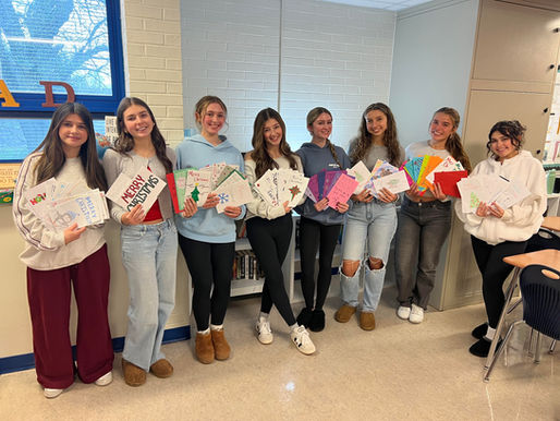 Interact Club Creates Christmas Cards