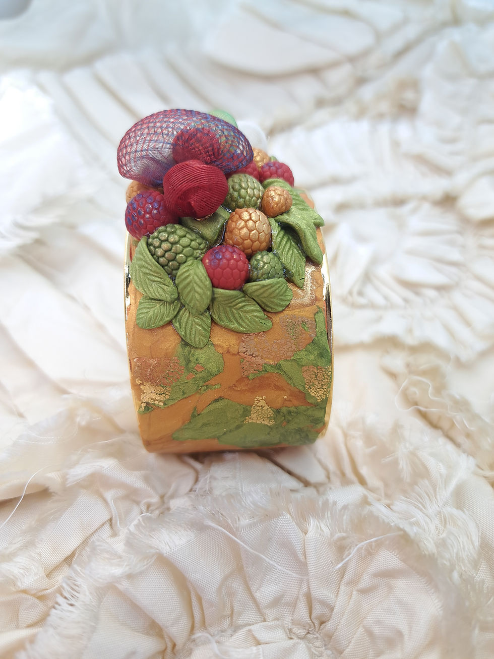 Miniaturbild: Fruits Jewellery Soft Organza Cuff Bracelet Gold Juliette Kaiser