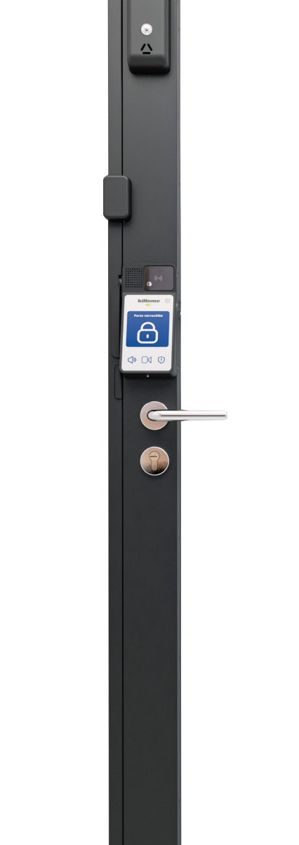 Serrure connectée Kibolt Home installée sur une porte d'entrée - installation 3DSerrure Rhône Sud