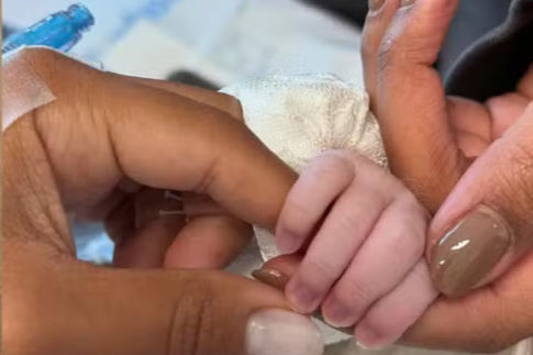 Zuri chegou! E o mundo ficou mais bonito: Ludmilla e Brunna Gonçalves agora são três