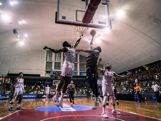 Flamengo confirma três reforços e renovações de destaques para a temporada 2025/26 do NBB CAIXA