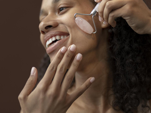 Skincare estilo medspa: nova tendência do TikTok aposta no equilíbrio do microbioma da pele
