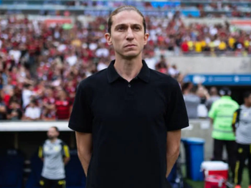 “O comportamento do Pedro foi ridículo”, dispara técnico Felipe Luiz sobre atacante do Flamengo