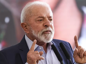 Lula dá aval ao fim da obrigatoriedade da autoescola: promessa de inclusão ou risco à segurança?