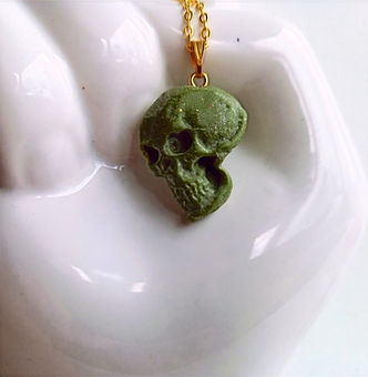 Glas Skull
