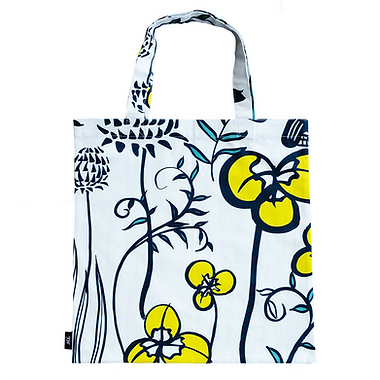 爽やかなイエローが可愛らしくファッションのワンポイントに
 

大き目のサイズ、長めの持ち手で、荷物の出し入れがスムーズにできるデザイン。
普段使いから、お出かけ用まで、幅広く使えます。お子様の荷物を入れるマザーズバッグとしても人気！！

大人気のデザイン、「三つ葉のクローバー」シリーズ。爽やかな黄色が、さりげなくファッションのワンポイントになります。

【デザイン名：三つ葉のクローバー イエロー】
黄色のクローバーが明るく、すっきりとしたデザインです。小さな合掌造りの絵も隠れているかも！！（製品によっては、合掌造りがない場合もあります。予めご了承ください。） 大きく大胆な柄が印象的ですが、発色を押さえた黄色が、日常になじみやすいデザインです。