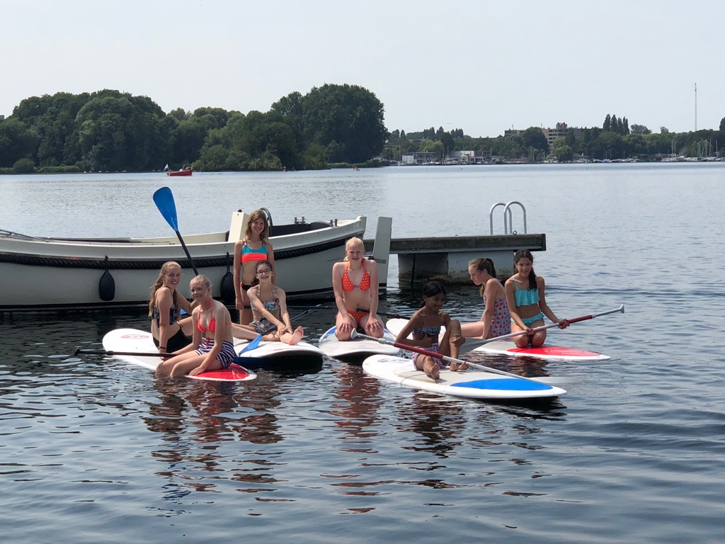 SUP-board van Boothuur de Lelie in Rotterdam