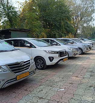 Taxi in Srinagar