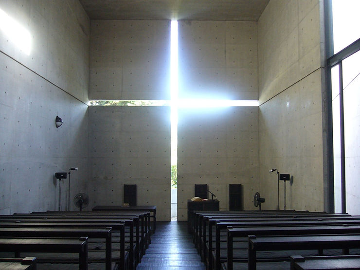 Desain arsitek Tadao Ando yang mengambil inspirasi spiritual untuk gereja.