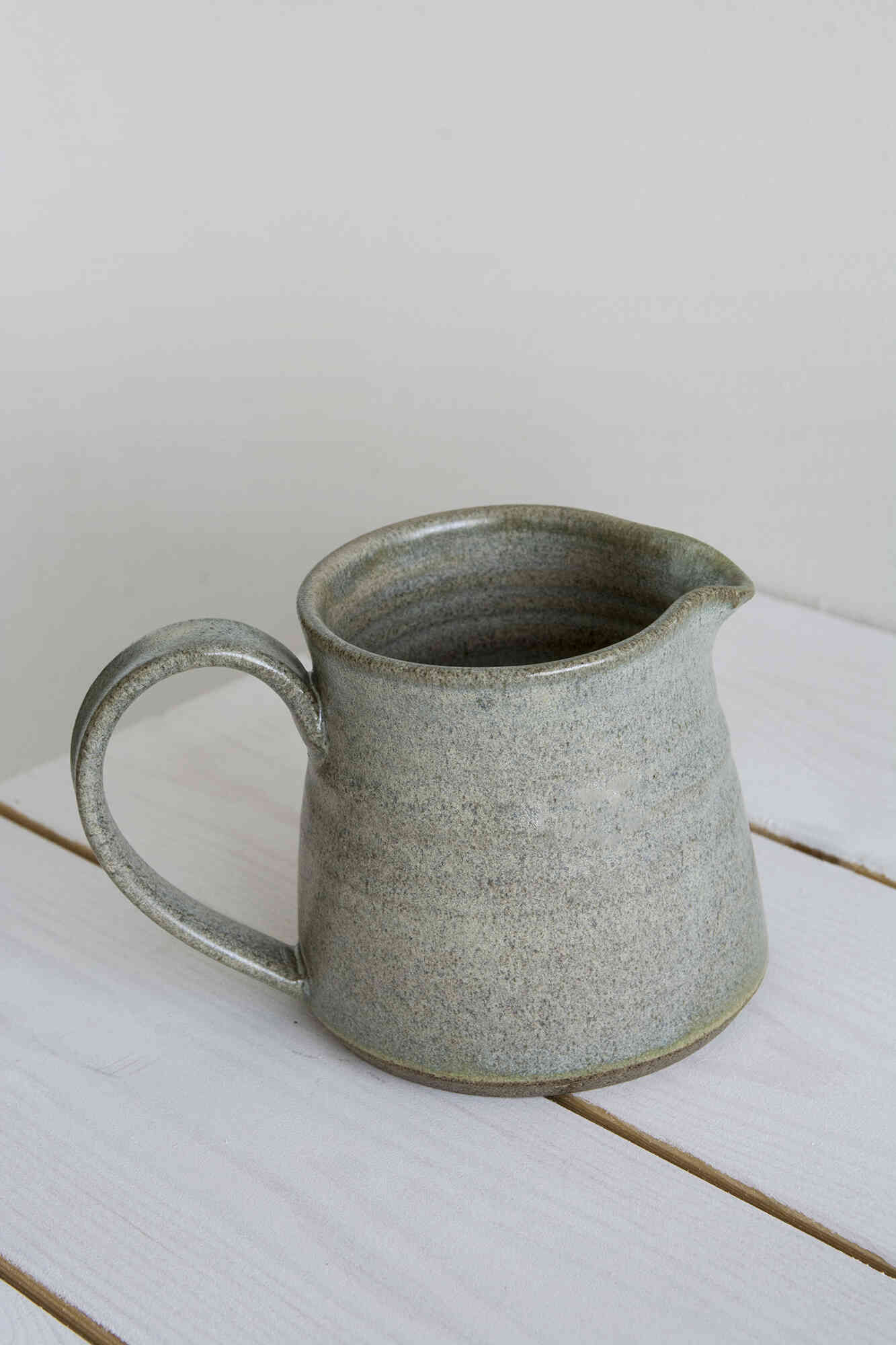 קנקן כפרי קטן ירוק זית