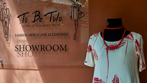 to be two fashion showroom.jpg
