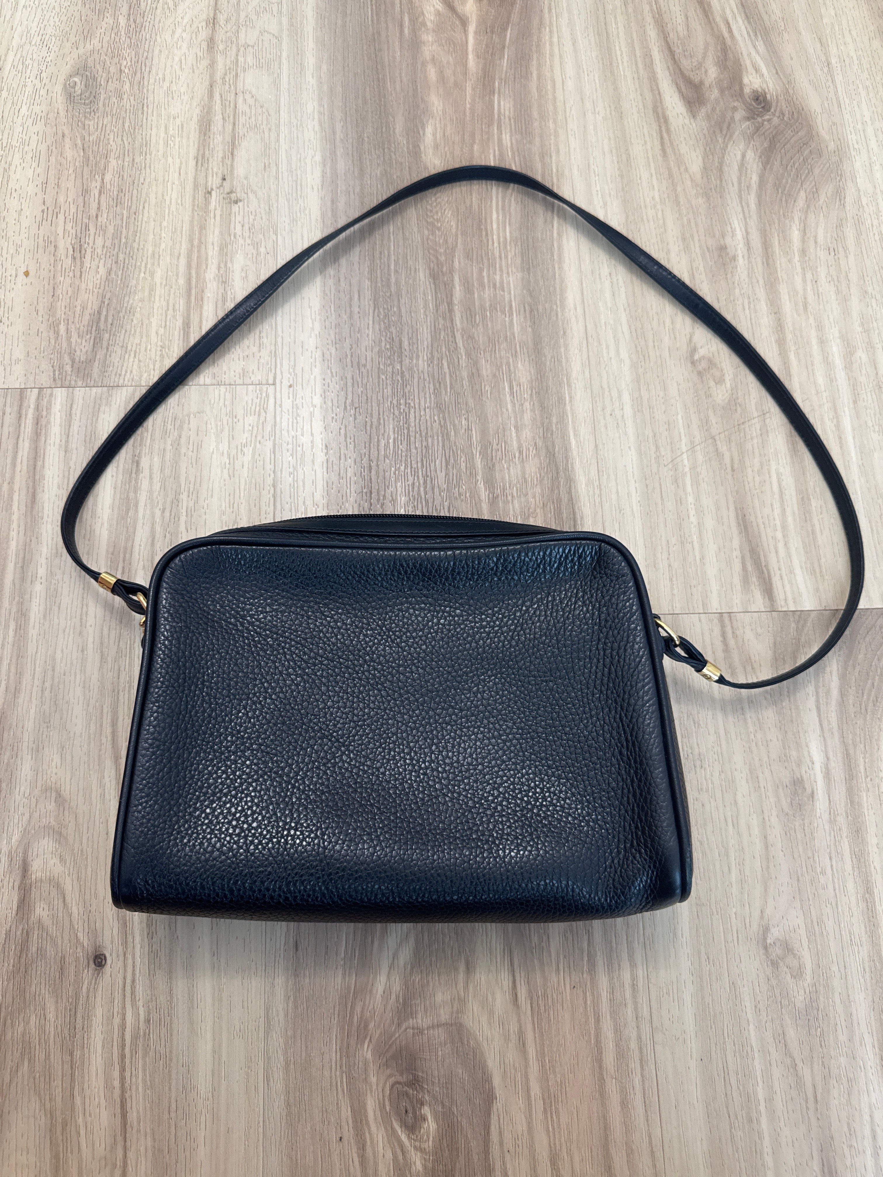 Gucci Pebbled Calfskin Small Soho Disco Black Purse
