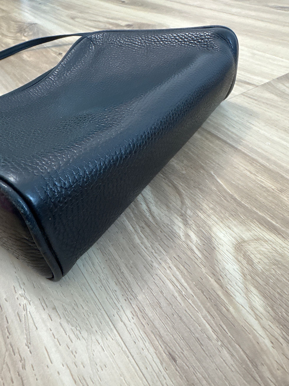 Thumbnail: Gucci Pebbled Calfskin Small Soho Disco Black Purse