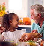 Thanksgiving-With-Grandparents-and-Grandchildren.jpg