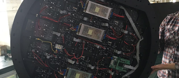 DGXの局面LEDプロダクト 店舗イルミネーション事例