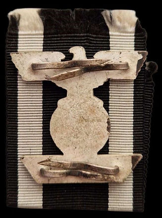 WW2 Spange 2_edited.jpg