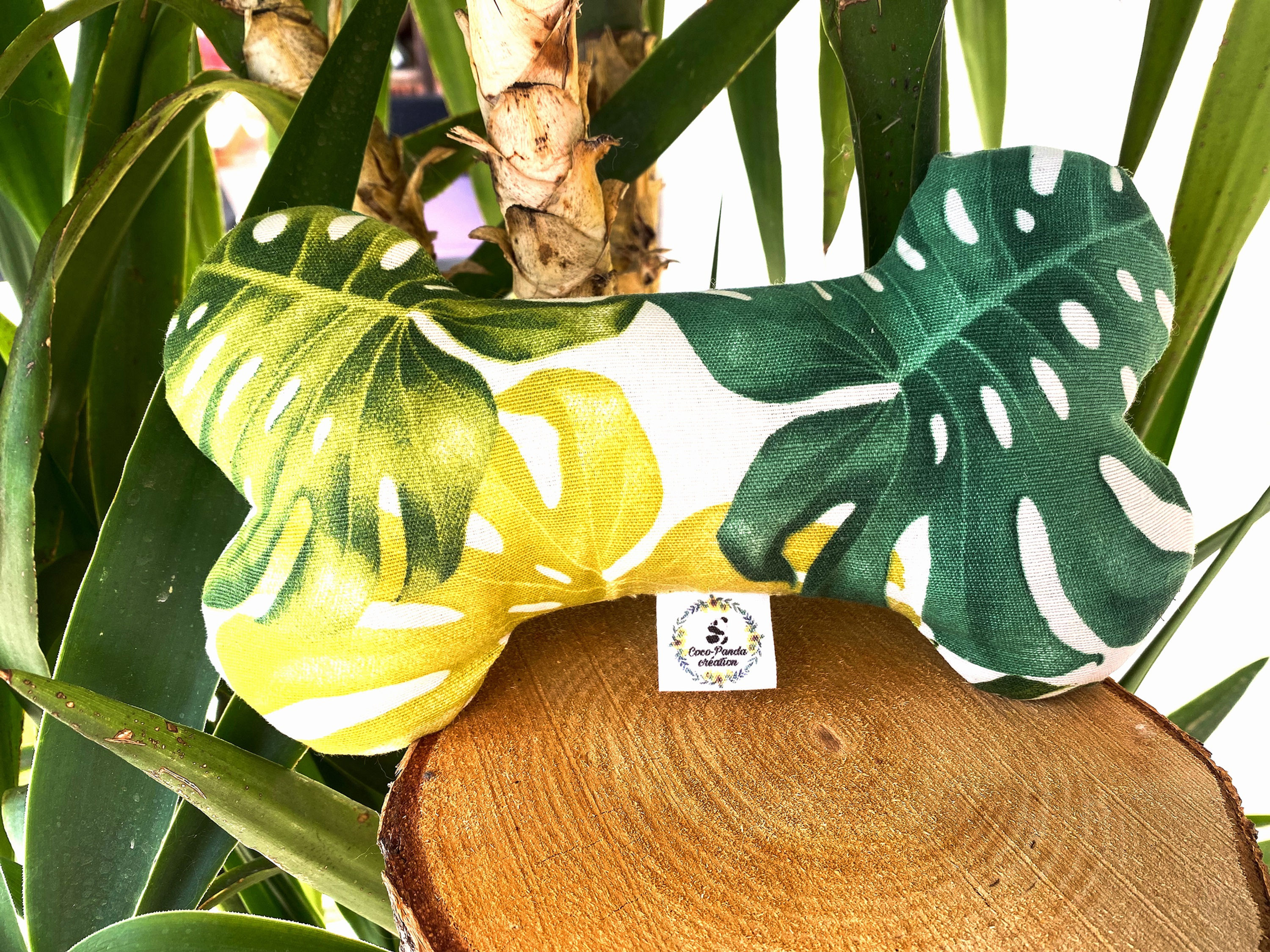 Jouet os motifs feuilles tropicaux