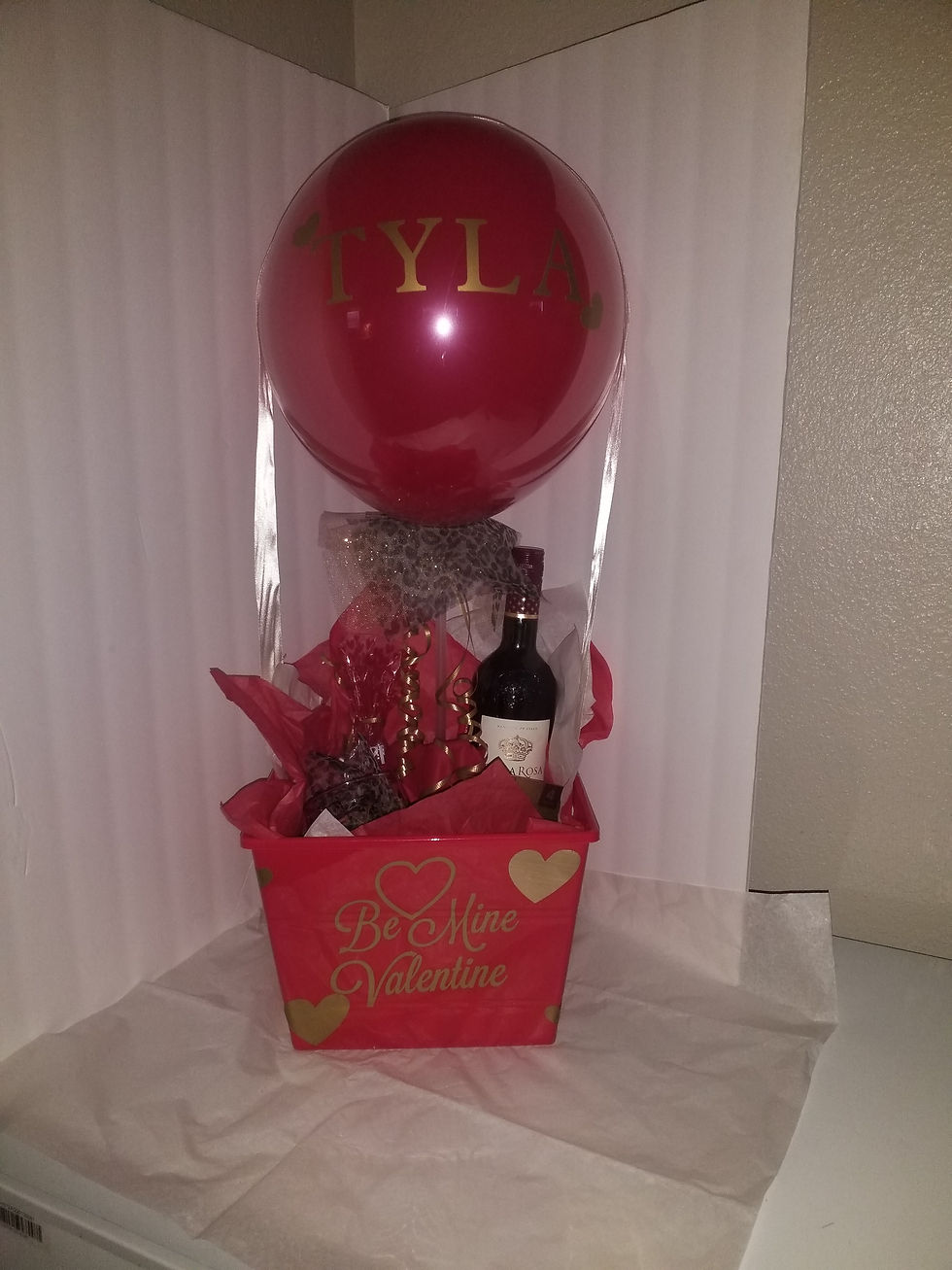 Thumbnail: Valentine's Day Be Mne Wine Basket