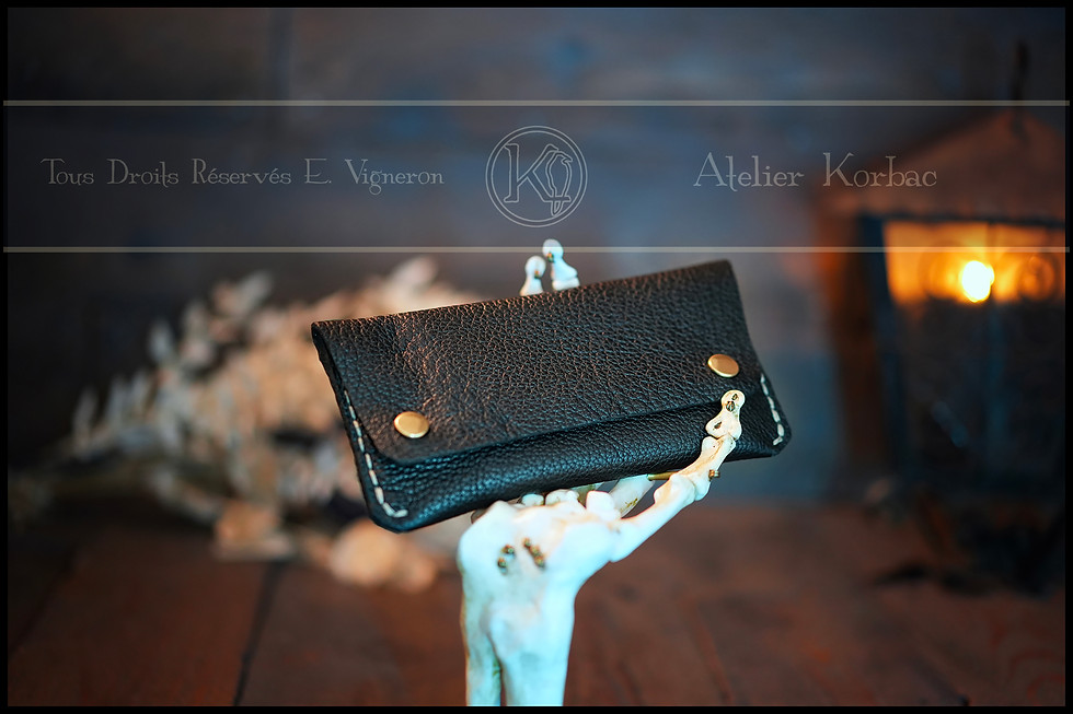 Miniature : Petite Pochette Cuir Souple Upcyclé