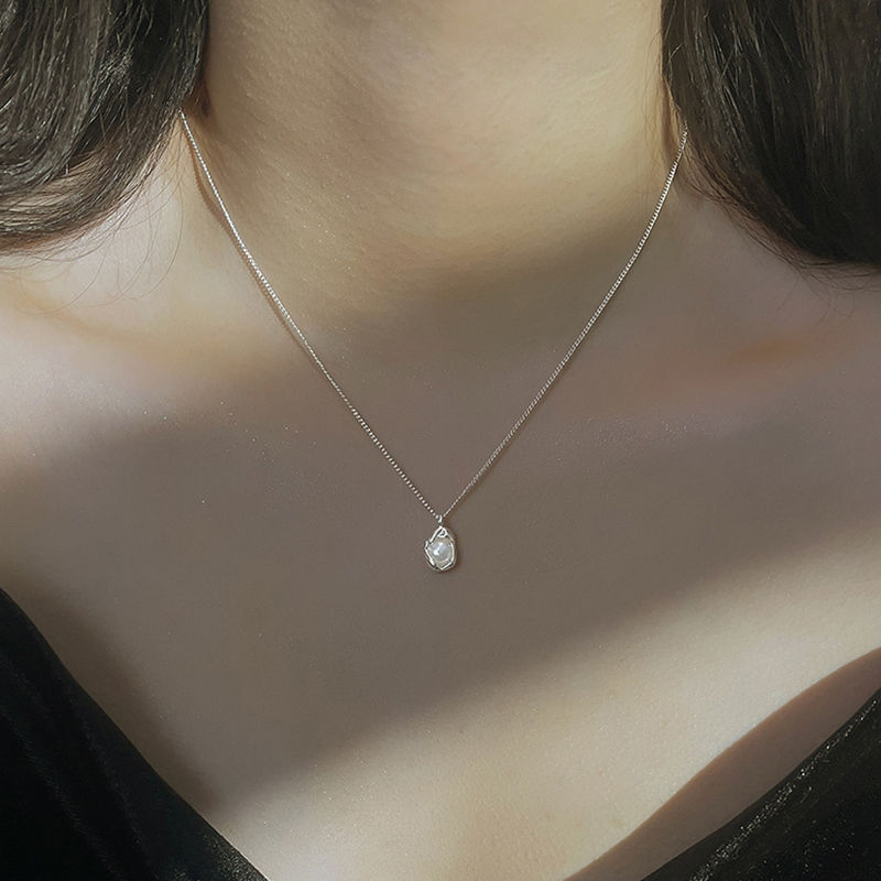 Thumbnail: 925 silver necklace with a simple pendant, choker style