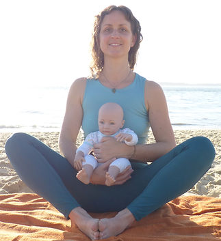 Lolita - professeur de Yoga maman et bébé - à domicile - Arcachon