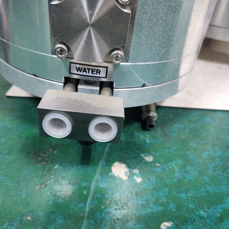 섬네일: OSAKA TURBO PUMP  TG1130MVW 오사카 터보 진공펌프