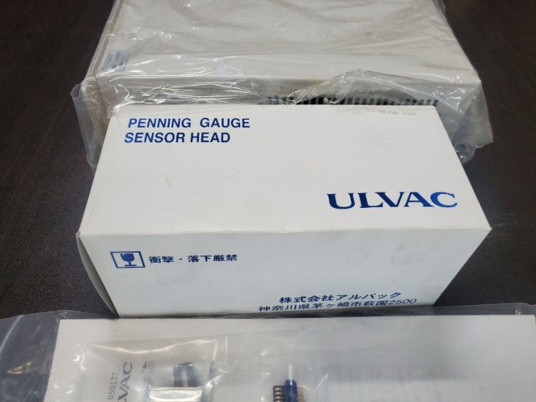 섬네일: 중고 ULVAC GI-PARY PENNING GAUGE 알박 고진공 패닝 게이지 (신품)