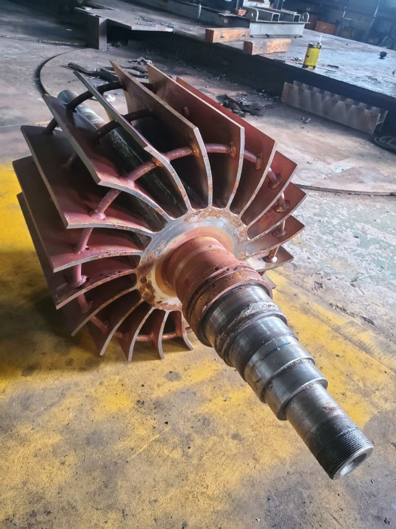 섬네일: 삼신진공 수봉식 진공펌프 SS1243 90KW 수리