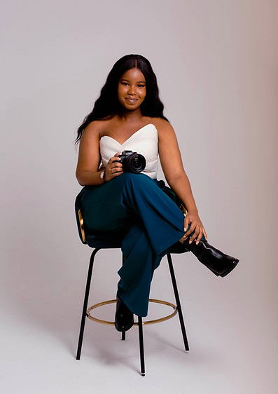 Ash Sealy Portrait 2.52.jpg